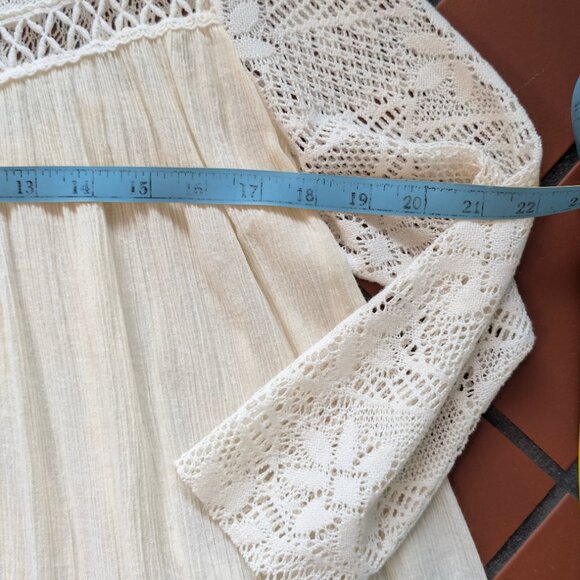 De Philo  Golden Tote Open Back La Boheme Blouse Medium Boho White Lace Crochet - Picture 7 of 16